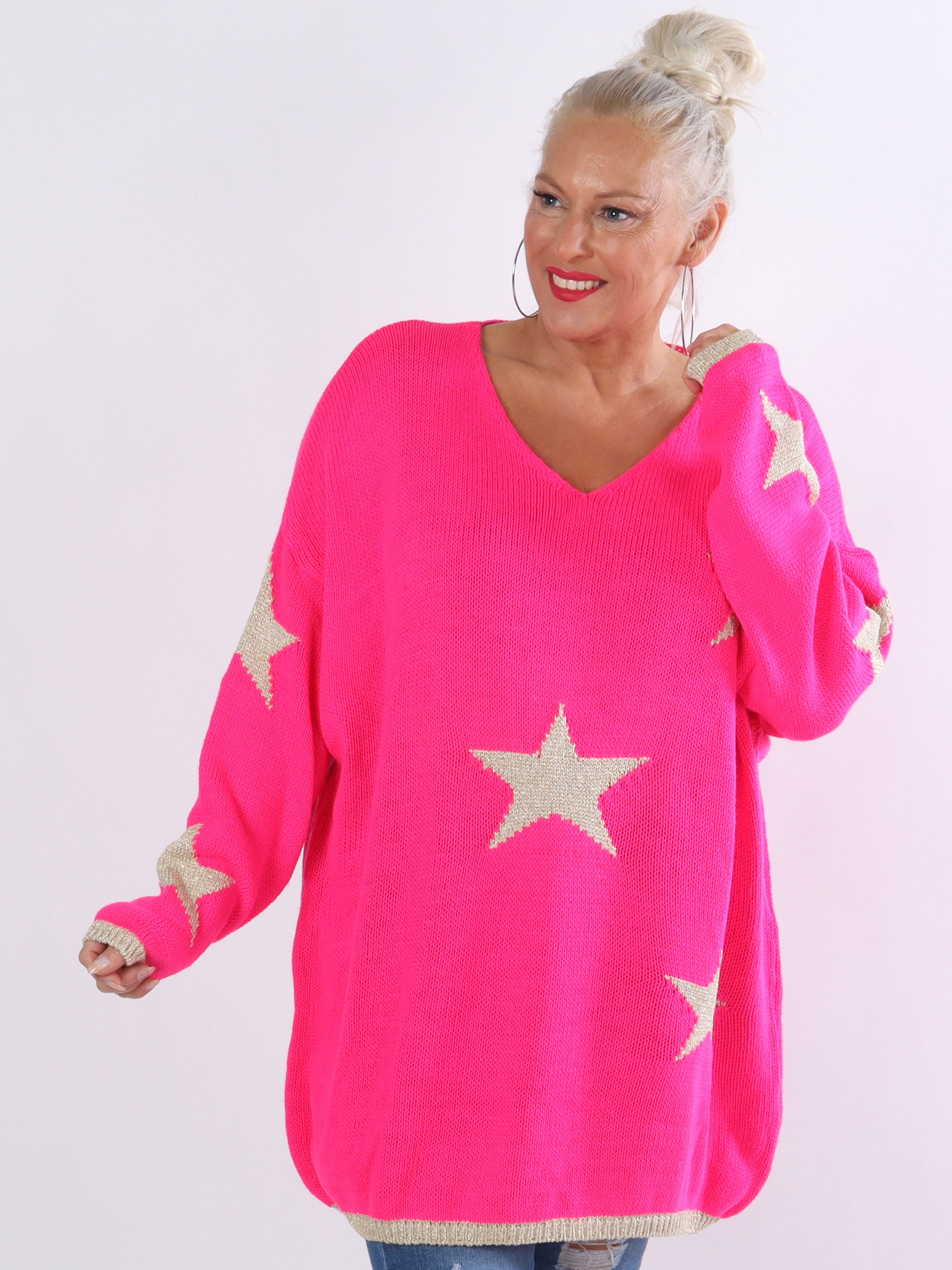 Dina - Plus size strik med fine guldstjerner